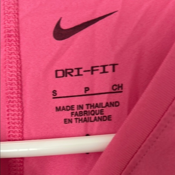 Nike Women's Pink Top - Picture 2 of 6